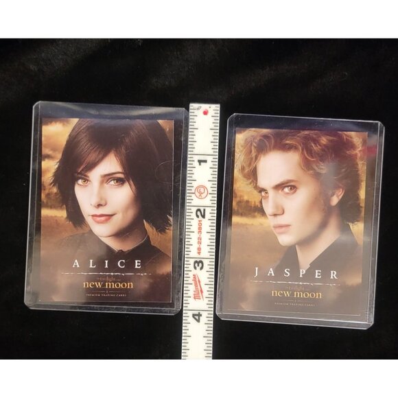 Collectible Alice and Jasper New Moon Trading Cards with Protective Sheaths - Picture 3 of 8